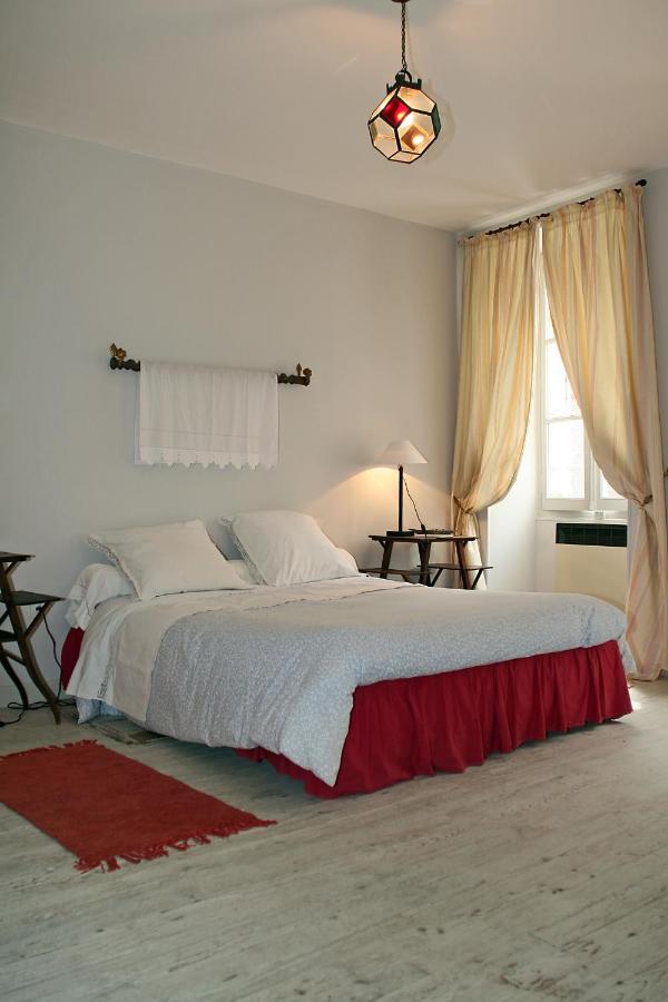 Le Tabellion Bed & Breakfast Noyers-sur-Serein Dış mekan fotoğraf