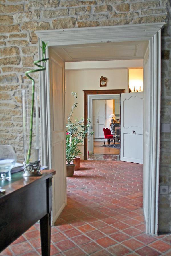 Le Tabellion Bed & Breakfast Noyers-sur-Serein Dış mekan fotoğraf