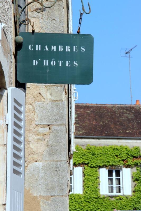 Le Tabellion Bed & Breakfast Noyers-sur-Serein Dış mekan fotoğraf