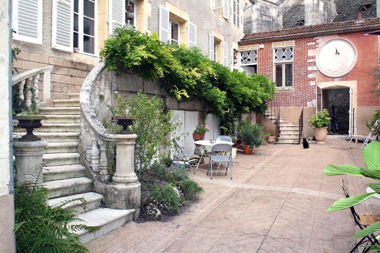 Le Tabellion Bed & Breakfast Noyers-sur-Serein Dış mekan fotoğraf